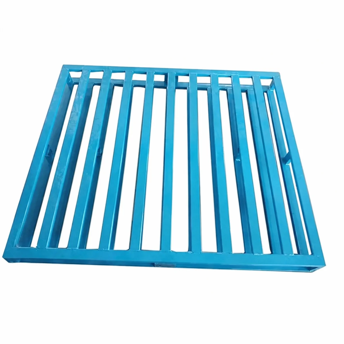 Custom Steel Pallets illustrative view 3
